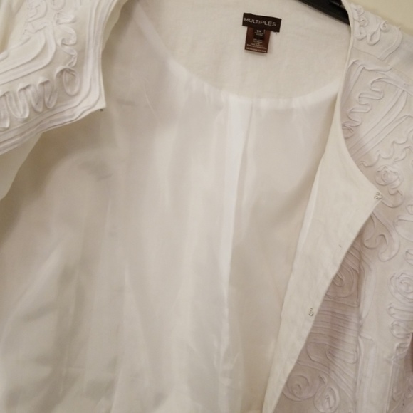 Linen Jacket - Picture 2 of 4